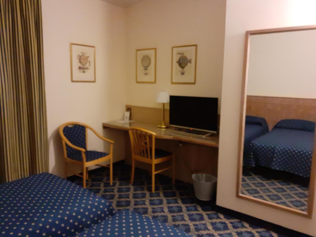 Polo Hotel Узмате-Велате Экстерьер фото