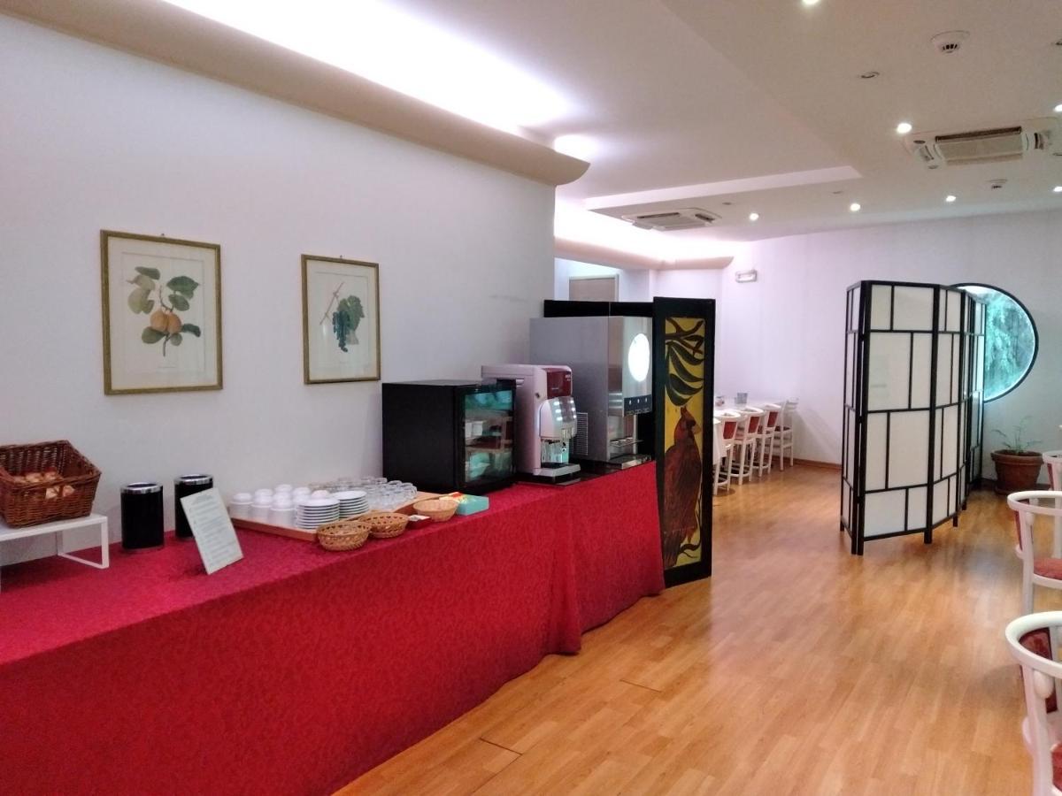 Polo Hotel Узмате-Велате Экстерьер фото